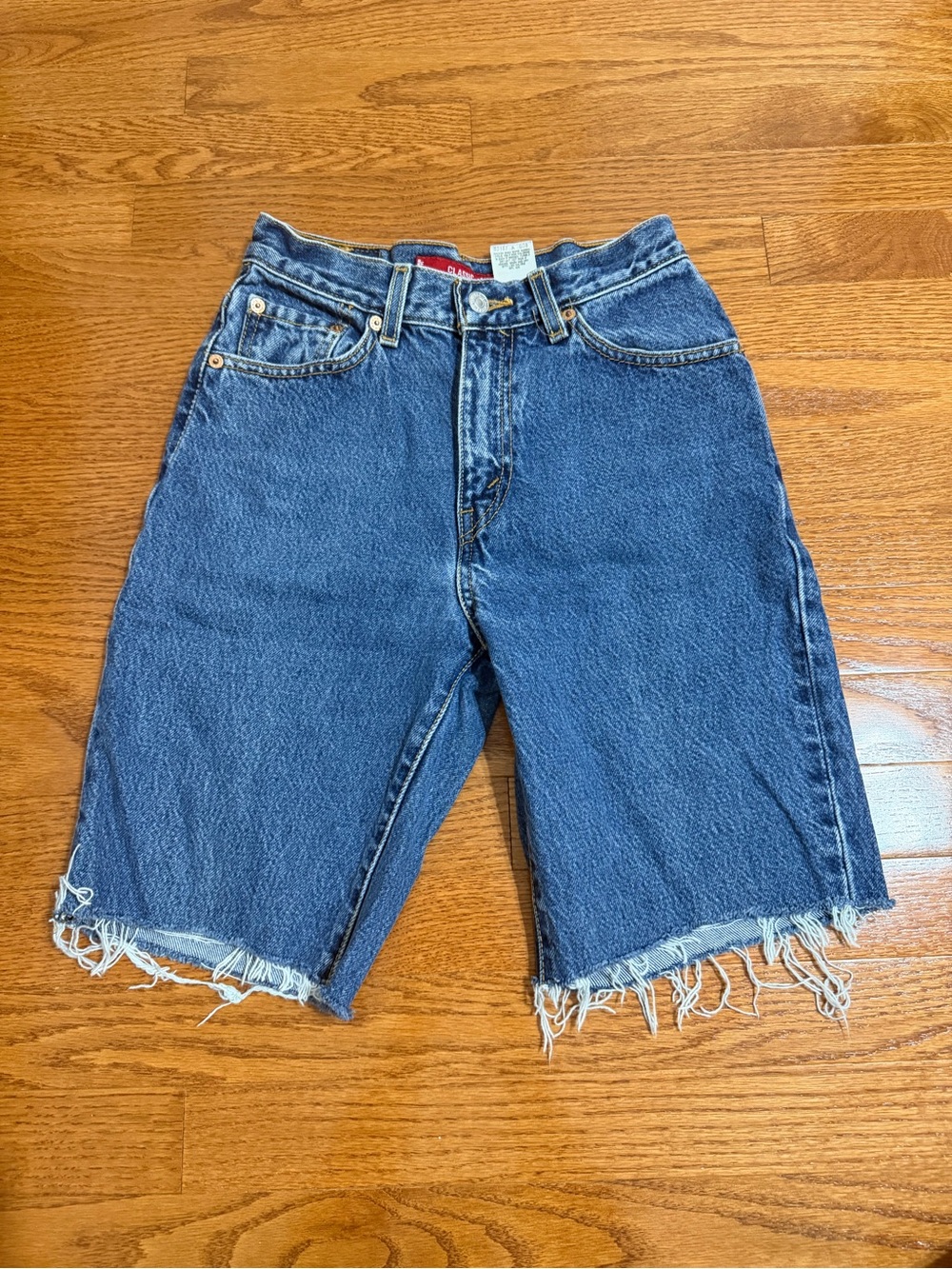 Women's High-Rise Raw Hem Denim Shorts - Blue